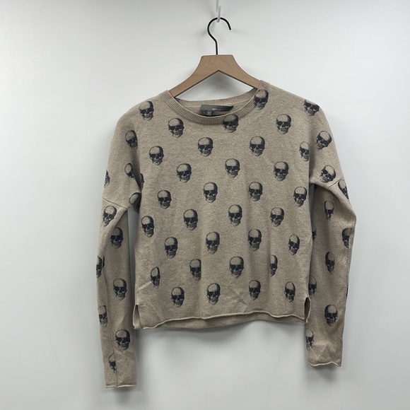 360 Cashmere Skull Graphic Intarsia Crewneck Long Sleeve Knit Sweater Tan Small - Picture 2 of 10